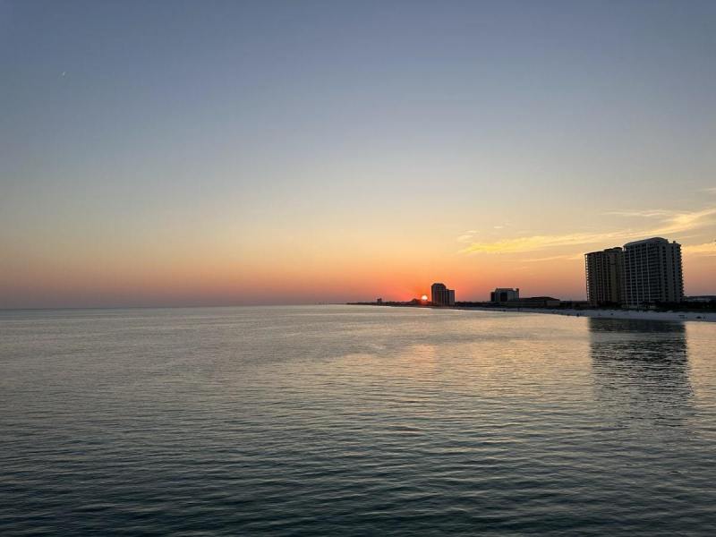 sunset-navarre-beach-pier