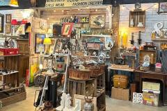 antique-display-center-store-min