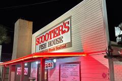 scooters-fish-house-exterior-min